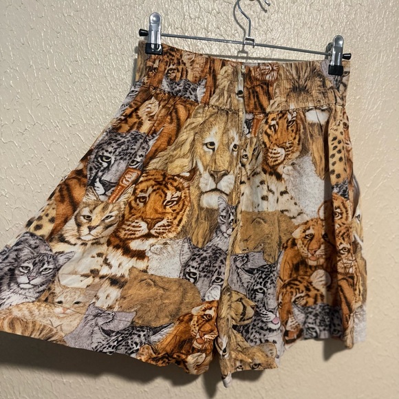 Vintage Platinum‎ Petites Shorts By Dorthy Schoelen Cats Size 6 - Picture 1 of 7
